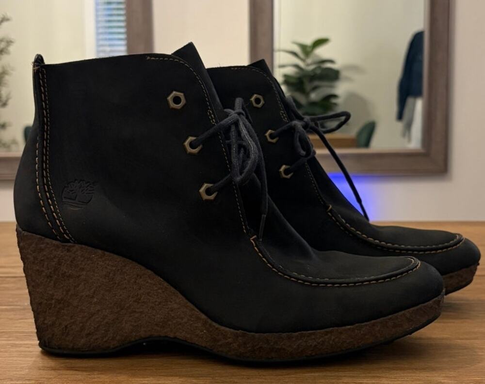 Timberland Women’s Black Leather Lace-Up Wedge Ankle Boots Size 10W